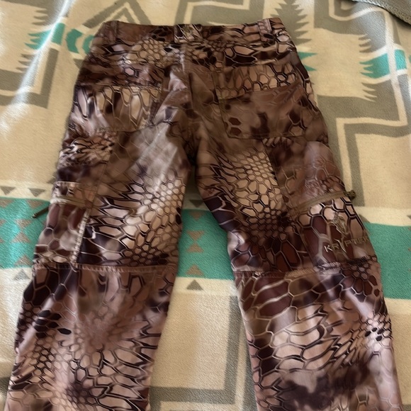 Boys Kryptek Camo hunting pants size S - Picture 4 of 4